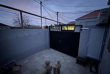 Həyət evləri və villalar: Binə qəsəbəsində, əla təmirli, yeni və komfortlu ev satılır! Bu ev — 2