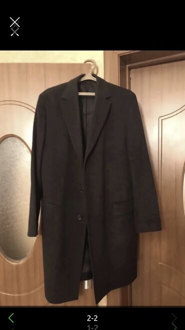 palto qiymetleri: Oriqinal.Почти новое дорогое пальто.Oригинал Huqo Boss.Alinib 1.000