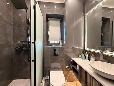 Продажа коттеджей и домов: Продается современный дом 250 м² на участке 4 сотки в центре с — 16