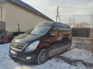 Hyundai: Hyundai Starex: 2017 г., 2.4 л, Автомат, Газ, Минивэн