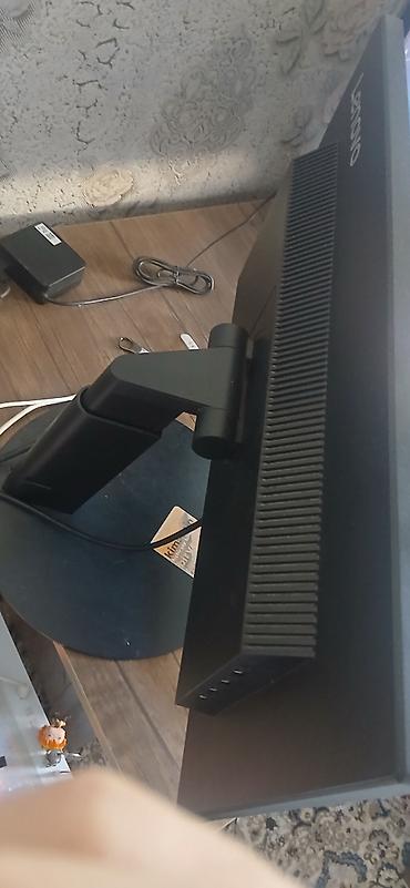 Lenovo 24" Monitor – Satılır 🔹 Brend: Lenovo 🔹 Ekran ölçüsü: 24 düym