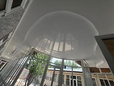 Натяжной потолок: Натяжной потолок Глянцевое Гарантия, Бесплатная консультация, Бесплатный замер — 7