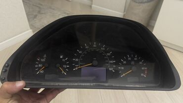 спидометр электронный: Щиток приборов Mercedes-Benz 2002 г., Оригинал, США