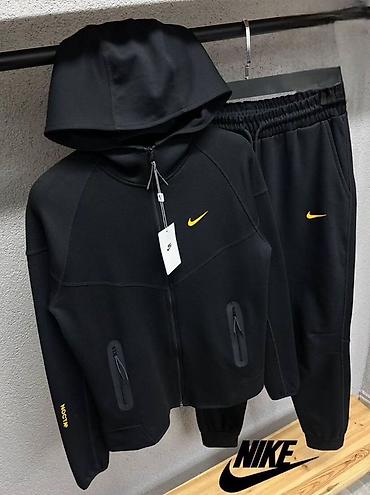 спортивный вещи: Мужской спортивный костюм, Стандарт, Nike, Новый, цвет - Черный, Платная доставка, Самовывоз — 1