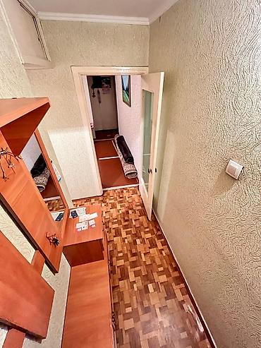 Продажа квартир: 3 комнаты, 58 м², Кок-Жар мкр 104 серия, 3 этаж, Требуется ремонт at lalafo.kg — 11 Продажа квартир: 3 комнаты, 58 м², Кок-Жар мкр 104 серия, 3 этаж, Требуется ремонт — 11