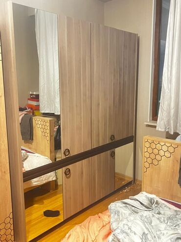 ucuz mebel qiymetleri: Dolab 210x200 sm👇Qiyməti:*230* man. Ünvan:Q.Qarayev/45St/ *İlh*