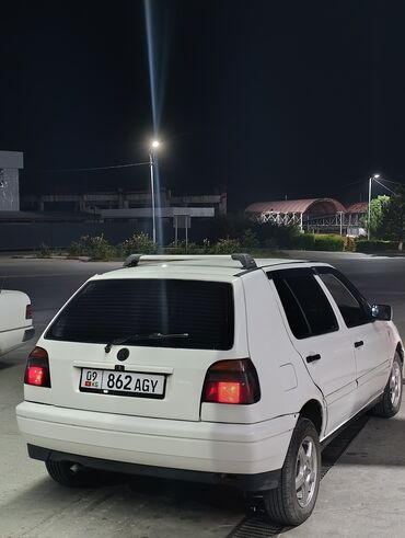 гольф3 венто: Volkswagen Golf: 1993 г., 1.8 л, Механика, Бензин, Хетчбек