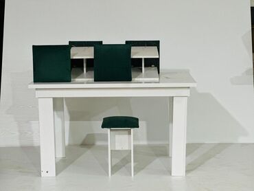 стол на кухню стеклянный: Кухонный стол и стул, цвет - Белый