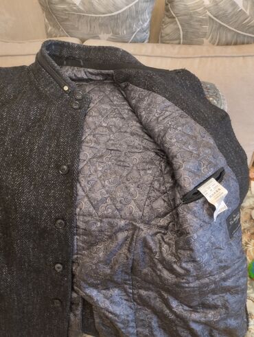 Пальто: Мужское пальто, 9XL (EU 58), Б/у, цвет - Серый, Самовывоз, Платная доставка