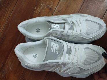 Women's Sneakers and athletic shoes: New Balance, 39, bоја - Šareno — 4