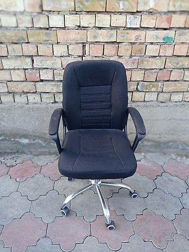 Офисные кресла: Офисное кресло, С колесиками, цвет - Черный — 9