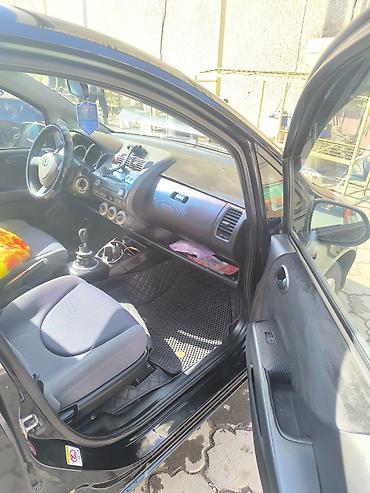 хондай жаз: Honda Jazz: 2008 г., 1.3 л, Механика, Бензин, Хэтчбэк — 2
