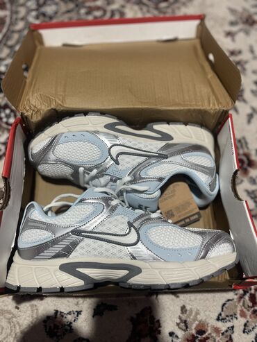 Мужские кроссовки, 42, Nike, Новый, цвет - Голубой, Самовывоз, Платная доставка