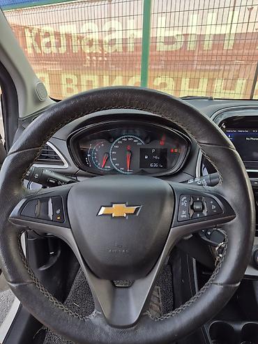 шеврале трекер: Chevrolet Spark: 2020 г., 1 л, Вариатор, Бензин, Хэтчбэк — 10