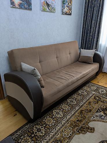 2ci el perde: Divan ( 2 yastıq ilə) ve kreslolar. Hamısı açıqlandır. Yaxşı — 2