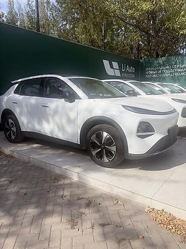 Changan: Changan Qiyuan Q05: 2026 г. — 2