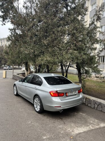 BMW: BMW 3 series: 2015 г., 1.6 л, Автомат, Бензин, Седан at lalafo.kg — 6 BMW: BMW 3 series: 2015 г., 1.6 л, Автомат, Бензин, Седан — 6