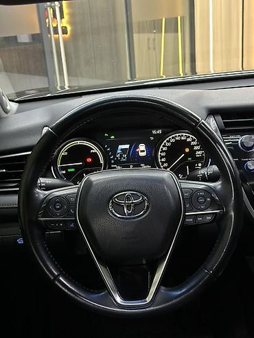 lexus lx 570 2018: Toyota Camry: 2018 г., 2.5 л, Автомат, Гибрид, Седан — 10