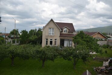арендовать дом: 1 кв. м, 4 бөлмө, Жылытылган, Брондолгон эшиктер, Видео байкоо