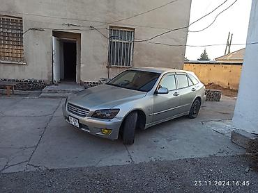 енша 32: Toyota Altezza: 2002 г., 2 л, Автомат, Газ, Универсал — 2