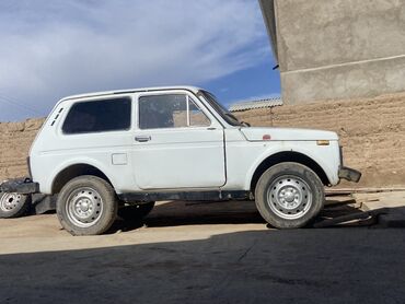 искра жок: ВАЗ (ЛАДА) 4x4 Niva: 1995 г., 1.7 л, Механика, Бензин, Универсал