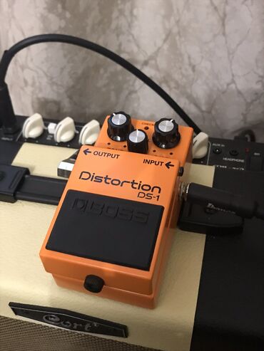gitara pedallari: Boss DS-1 Distortion pedal 2 aydır alınıb, lakin yenidən seçilmir