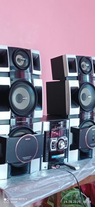 Musiqi mərkəzləri: Sony 10000watt +bulutus +fleş+kart +mikrafonda gedir +FM+ 3 disk lalafo.az -da Musiqi mərkəzləri: Sony 10000watt +bulutus +fleş+kart +mikrafonda gedir +FM+ 3 disk