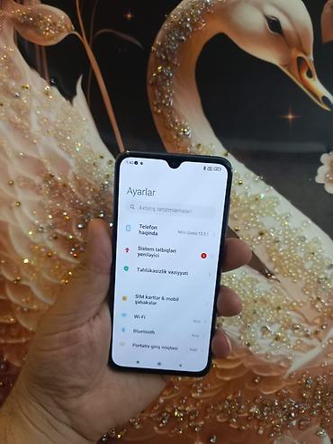 honor 8 s: Xiaomi Mi 9, rəng - Mavi, 
 Sensor — 4