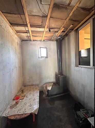 Продажа коттеджей и домов: 📍 В Сокулуке по первой линии трассы продается дом на участке 11 соток — 5