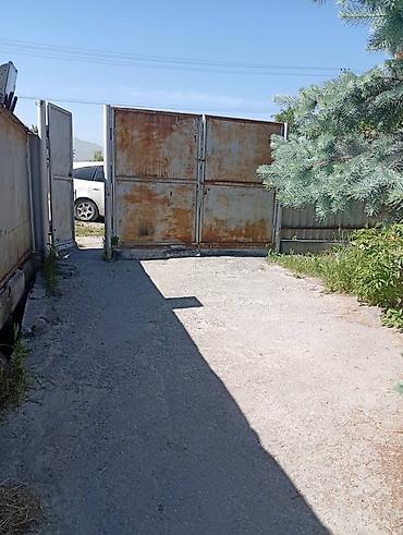 Продажа коттеджей и домов: Продаю дом совхоз ада тоо, участок 11соток, дом 4 к, кух, баня, гараж — 9