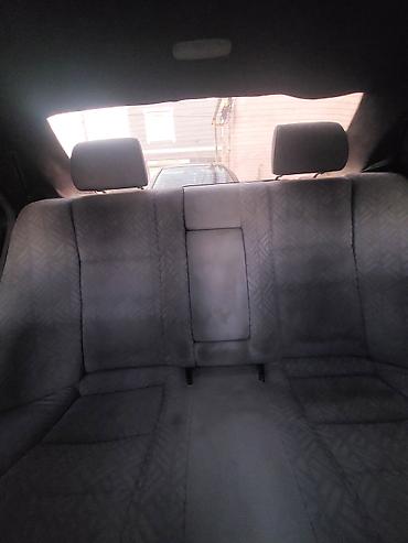 mersedes a klas: Mercedes-Benz C-Sinif sedan (W202), tünd mavi rəng. - Kuzov: 4 qapılı — 6