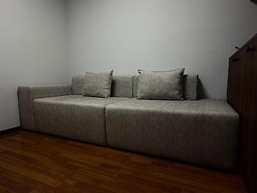 Minimalist dizayna sahib divan - Rəng: açıq boz, neytral ton – lalafo.az -da Minimalist dizayna sahib divan - Rəng: açıq boz, neytral ton –