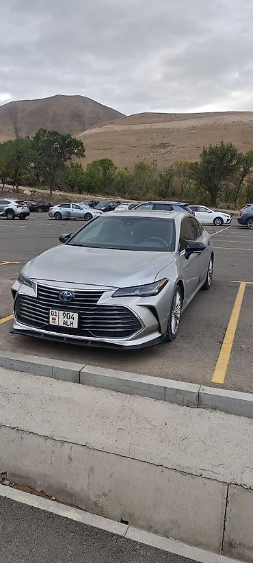 для гонок: Toyota Avalon: 2019 г., 2.5 л, Вариатор, Гибрид, Седан — 1