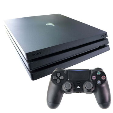ps4 pro: Qara rəngli Sony PlayStation 4 Pro oyun konsolu. Yüksək keyfiyyətli