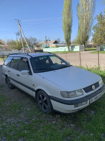 volkswagen passat 1993: Volkswagen Passat: 1994 г., 1.8 л, Механика, Бензин, Универсал