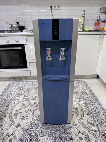 купить вытяжку для кухни бишкек: Продаю диспенсер для воды! Удобный, стильный и практичный — можно