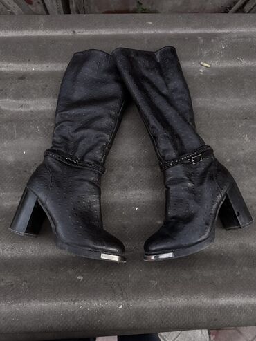 Çəkmələr: Çəkmə, Ölçü: 39, rəng - Qara, İşlənmiş — 1