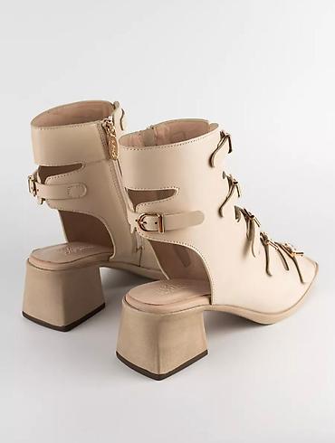 Босоножки, сандалии, шлепанцы: Женские Босоножки-Гладиаторы MAXI на каблуке, бежевые, натуральная — 13