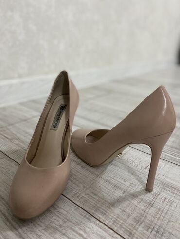 туфли новые женские: Туфли 38, цвет - Бежевый