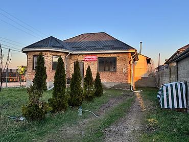 Продажа коттеджей и домов: Продаётся дом 3-комнатный Бишкек, Свердловский район Ж/м Биримдик-Кут — 1