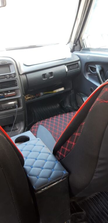 VAZ (LADA): VAZ (LADA) 21099: 1.5 l | 2001 il Sedan — 4