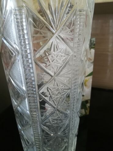 Vazalar: Vaza dəsti, Xrustal — 4