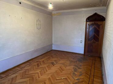 Köhnə tikili: Bakı, 4 otaqlı, Köhnə tikili, m. Xalqlar Dostluğu, 105 kv. m — 6
