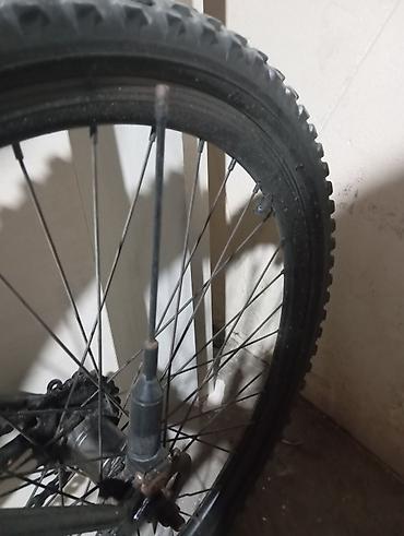 Velosipedlər: Şəhər və yüngül off-road sürüşləri üçün uyğun velosiped - Rəng: qara — 2