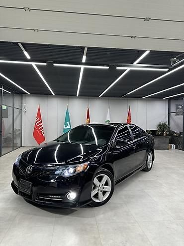Toyota Camry: 2013 г., 2.5 л, Автомат, Бензин, Седан
