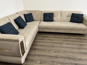 kunc divan metbex ucun: Künc divan, İşlənmiş, Açılan, Bazalı, Parça, Çatdırılma yoxdur