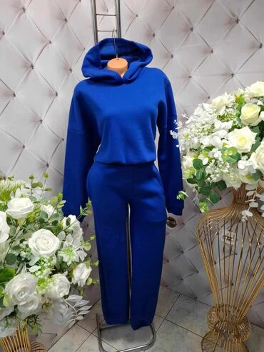 Kompleti: Klasicni termo kompleti ❄️
Raznih boja
Cena 3800din💥 — 2