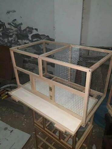 Qəfəslər: Taxta quş qəfəsi – ikixanalı model Xüsusiyyətlər: - Material: təbii — 5