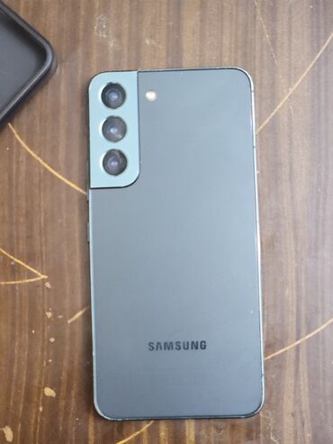 флай 530 телефон: Samsung Galaxy S22, rəng - Boz, Barmaq izi