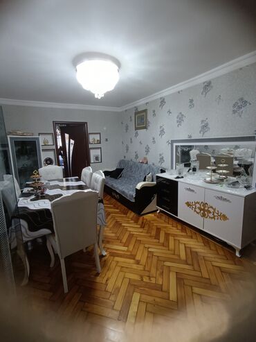 Köhnə tikili: Sumqayıt, 3 otaqlı, Köhnə tikili, 65 kv. m — 2